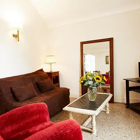 Hotel apartamentowy La Leonie Nicea